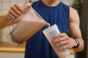 Este batido de chía y fruta es ideal para ganar masa muscular