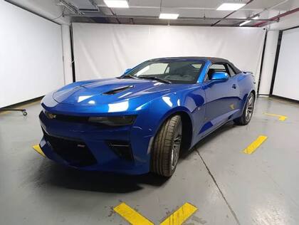 Este Chevrolet Camaro cuenta con 150 kilómetros