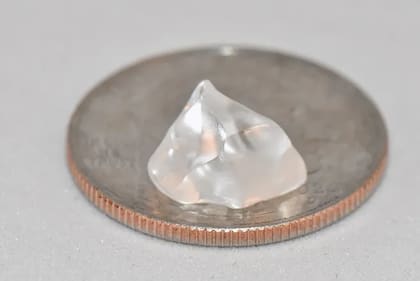 Este diamante fue encontrado en el Parque Estatal de Crater de los Diamantes Fuente: (Arkansas State Parks)