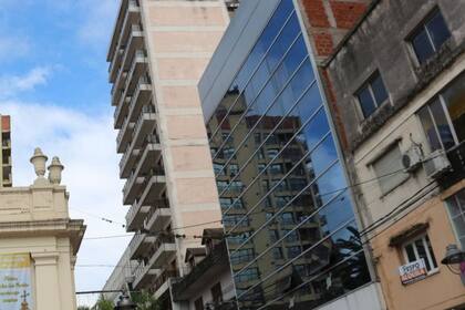 Este es el edificio de la calle Belgrano, donde Barrios se quitó la vida