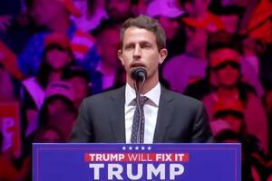 Este fue el ofensivo chiste de Tony Hinchcliffe sobre Puerto Rico en el acto de Donald Trump