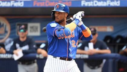 “Este ha sido un año verdaderamente bendecido para mí. Lo más importante es tener vida y salud, y espero que el 2025 sea igual de bueno”, comentó Canó en una gala homenaje a grandes figuras del deporte (IG @robinsoncano)