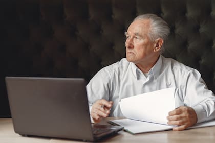 Este incremento anual busca contrarrestar los efectos de la inflación y asegurar que los beneficiarios mantengan su poder adquisitivo