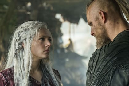 La serie gira en torno a Ragnar, un granjero que consiguió construir barcos revolucionarios con instrumentos de navegación también revolucionarios