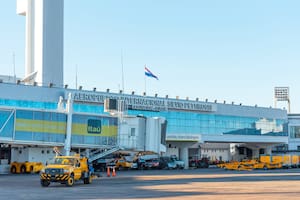 Paraguay asume su nuevo rol migratorio con el arribo de los primeros deportados desde EE.UU.