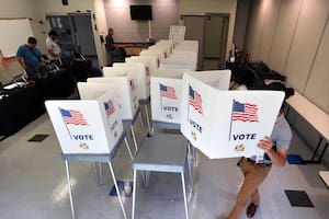A qué hora cierran los centros de votación este martes electoral