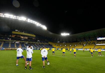 Este martes, en el Mrsool Park, Boca se enfrentará con Barcelona