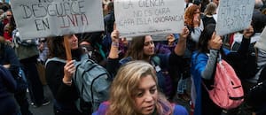 Comenzó un paro de trabajadores del INTA en rechazo al decreto que reforma el organismo