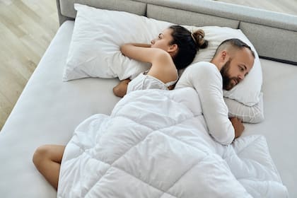 Este método de sueño puede ayudar a las parejas a dormir mejor