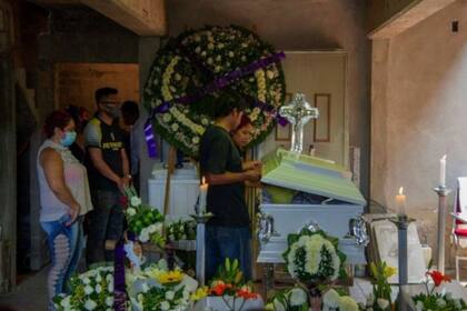 Este mircoles, la familia despidi a Brandon Giovanny en su funeral