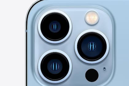 Este modelo cuenta con características específicas en las cámaras