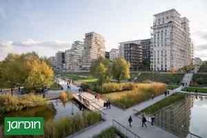 El espectacular parque que dio nueva vida a un barrio parisino