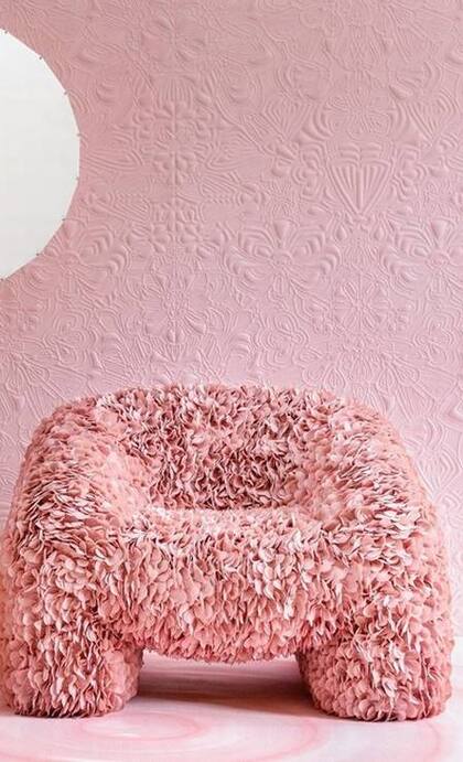 Este sillón se concibió digitalmente en 2018 y en 2021 la empresa Moooi lo lanzó en la vida real