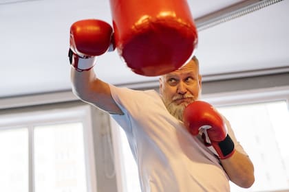 Este tipo de entrenamiento exige un corazón medianamente entrenado, por lo que se sugiere realizarse un chequeo médico previo a iniciarlo