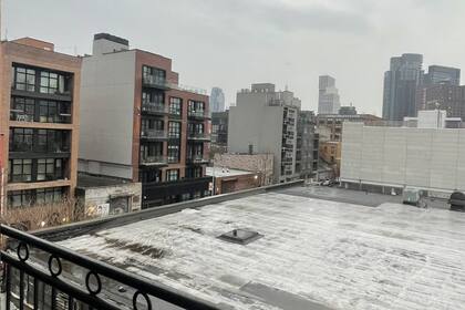Este viernes los habitantes de la ciudad de Nueva York amanecieron con lluvia y aguanieve