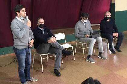 Esteban Bullrich utilizó una aplicación para comunicarse con el público durante su visita a Misiones