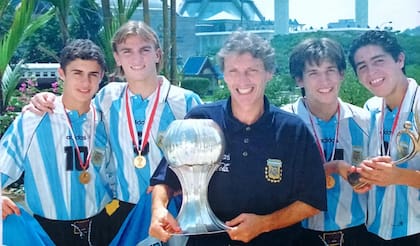 Esteban Cambiasso formó parte del plantel que ganó el Mundial Sub 20 en Malasia 1997