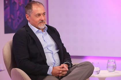 Esteban Edelstein Pernice, socio de Castex