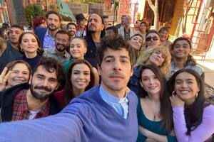 Esteban Lamothe y Ángela Leiva comparten elenco en una nueva serie