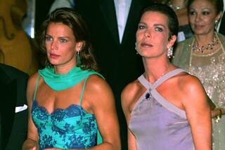 Amores, traiciones y tragedias de las princesas Carolina y Estefanía de Mónaco