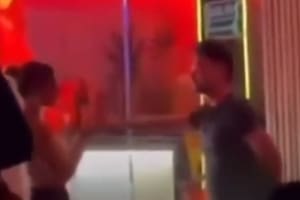 El video que muestra a Ester Expósito bailando con un diputado
