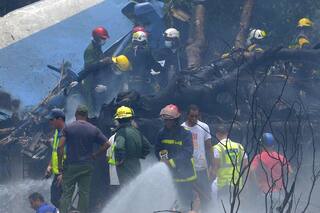 Cuba: recuperan una de las cajas negras del avión en buenas condiciones