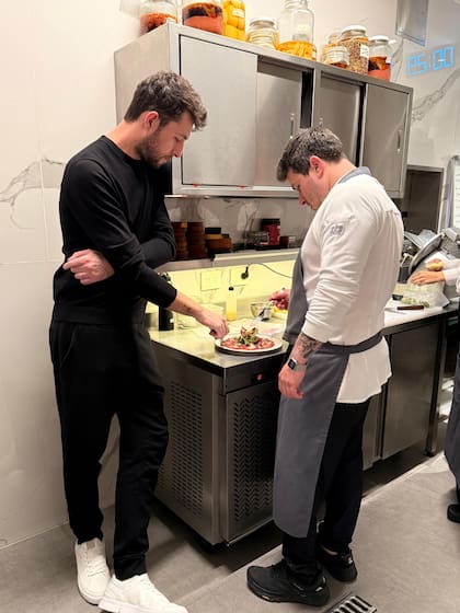 "Esto es ms que 'ponen la plata y abren un local'. Si bien no somos gastronmicos, yo soy una persona que sabe lo que quiere y lo digo, desde el principio"