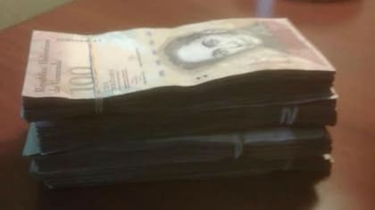Esto son 40 mil bolívares, es decir 62 dólares