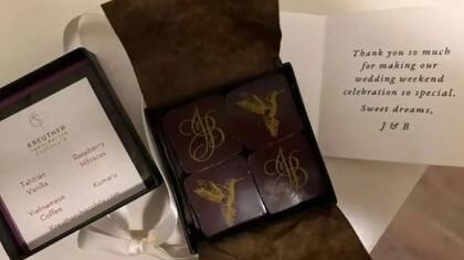 Estos fueron los chocolates que Ben Affleck y Jennifer Lopez dieron a los invitados de su boda