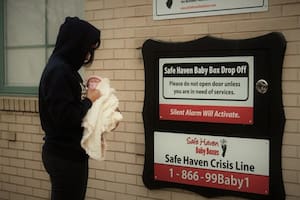 Batalla legal en Florida por los buzones en los que las madres entregan a sus bebés