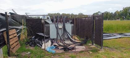 Estructura clave para alimentar la granja, con múltiples ramales de alta tensión conectados