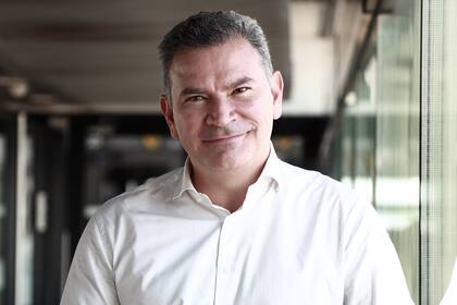 "Necesitamos ser muy proactivos; buscar mercados donde haya pasajeros y llevar la flota a esos lugares", explicó el CEO de la empresa, Estuardo Ortiz