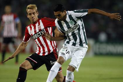 Estudiantes empató en Colombia