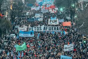Estudiantes en diferentes puntos del país se movilizaron en rechazo del veto de Javier Milei.
