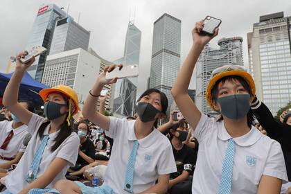 Estudiantes hongkoneses participan en un boicot a las clases en la Universidad China de Hong Kong, el 2 de septiembre de 2019