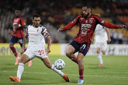 Estudiantes recibe a Independiente Medellín