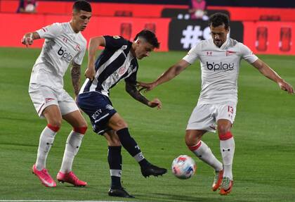 Estudiantes y Talleres chocan luego de que ambos quedaran eliminados en la misma semana de la Copa Libertadores