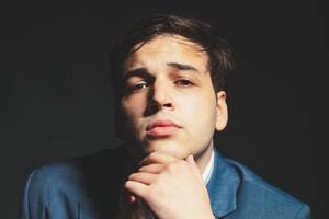 Estudió en el Teatro Colón, le dio clases de canto a Duki y ahora triunfa en el mundo del canto lírico europeo. Foto(Agustín Gómez