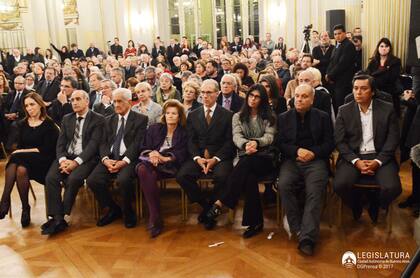 Estuvieron presentes los ministros de la Corte Suprema de Justicia de la Nación Elena Highton de Nolasco y Carlos Rosenkrantz; el secretario de Medios y Contenidos Públicos, Hernán Lombardi; y el diputado Daniel Presti.