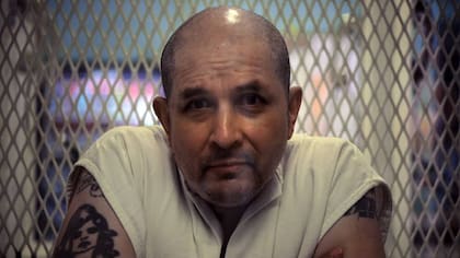 En 1979, su vida cambió cuando fue arrestado en El Paso, Texas; permaneció 40 años en la cárcel