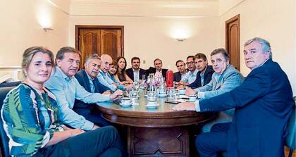 La cúpula de Juntos por el Cambio cuestionó el protocolo publicado hoy