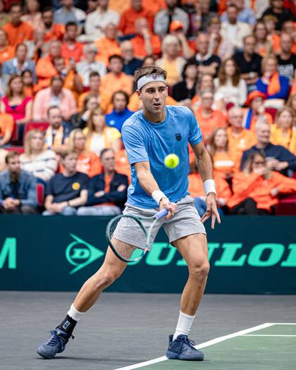 Etcheverry abrió la serie ante Países Bajos venciendo a De Jong