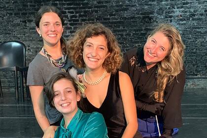 Las actrices de Eternidades, té póstumo en hall de cine, junto con dos artistas invitados harán Eternos musicales argentinos