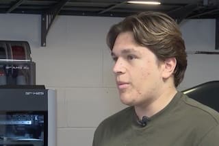 El adolescente que le ahorró miles de dólares a un condado: la falla de las papeletas que logró resolver