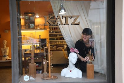 Eugenia Katz, dueña del local Las Katz, una de las pioneras que apostó al barrio en 2008