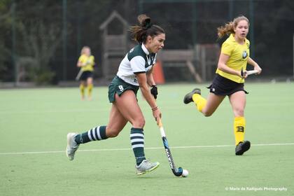 Eugenia Llano (26), juega de delantera en La Rasante. En sus inicios, solía desempeñarse en la misma posición para el Olivos Rugby Club