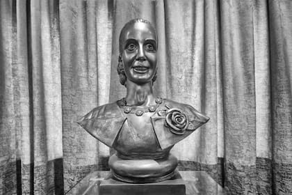 El busto de Eva Duarte