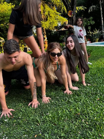 Eva Anderson compartió postales de su día en familia con sus hijos y la novia de su primogénito (Foto: Instagram @evangelinaanderson)