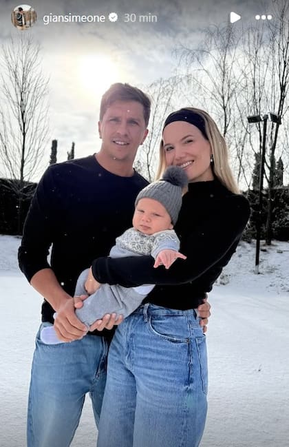 Eva Bargiela, Gianluca Simeone y su hijo Faustino