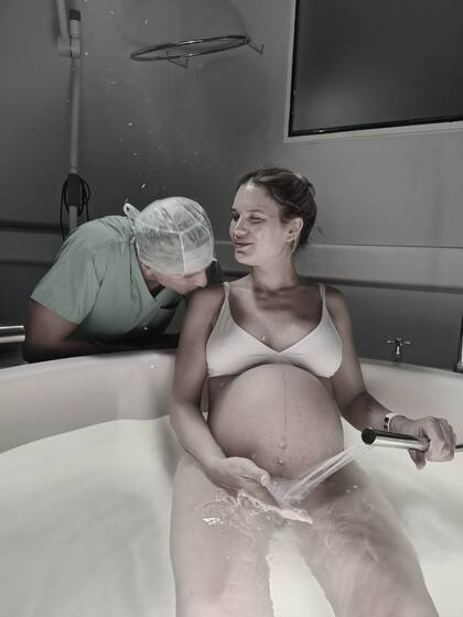 Eva Bargiela minutos antes de parir